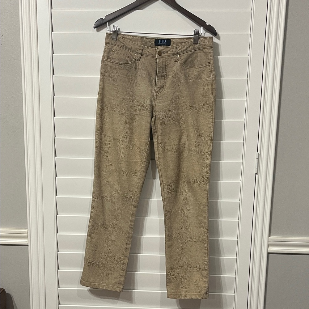 FDJ Women's Straight Leg Pants - Tan
